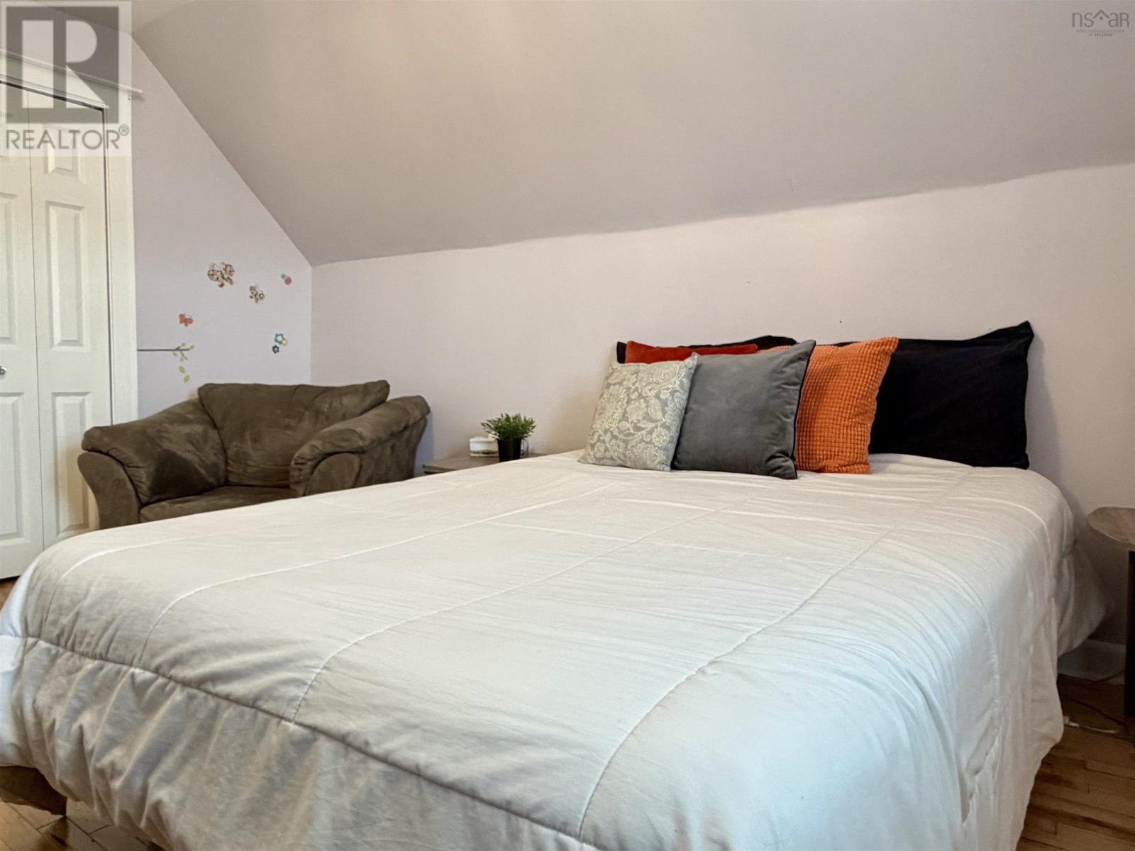 11 Havenside Road - 42