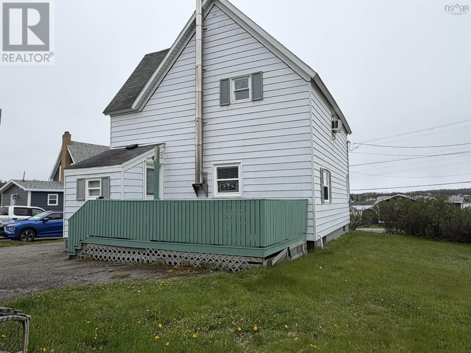 11 Havenside Road - 12