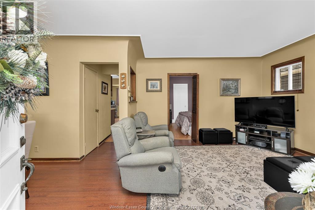 2342 WESTCOTT - 8