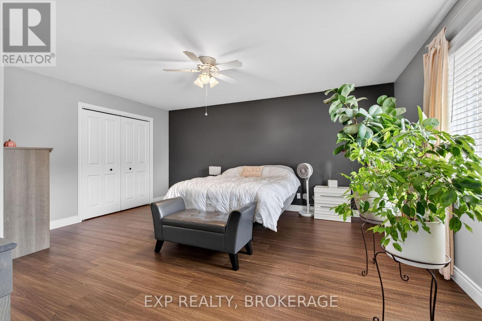 79 DEACON PLACE - 19
