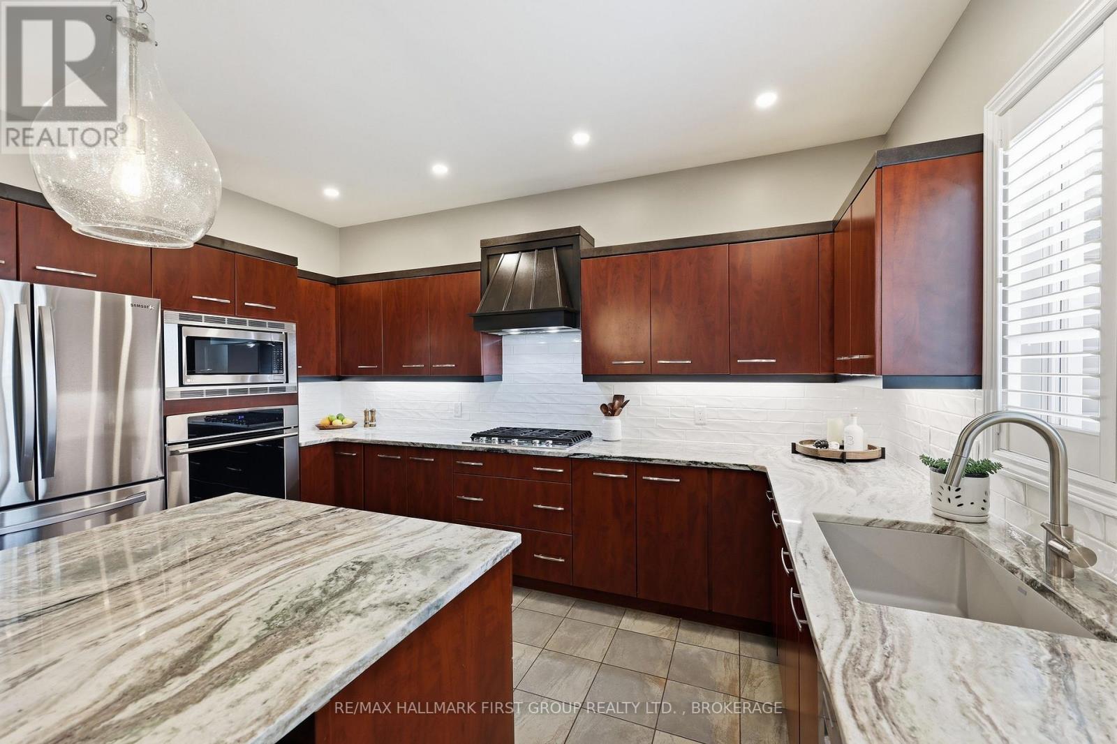 393 CAVENDISH CRESCENT - Image 18
