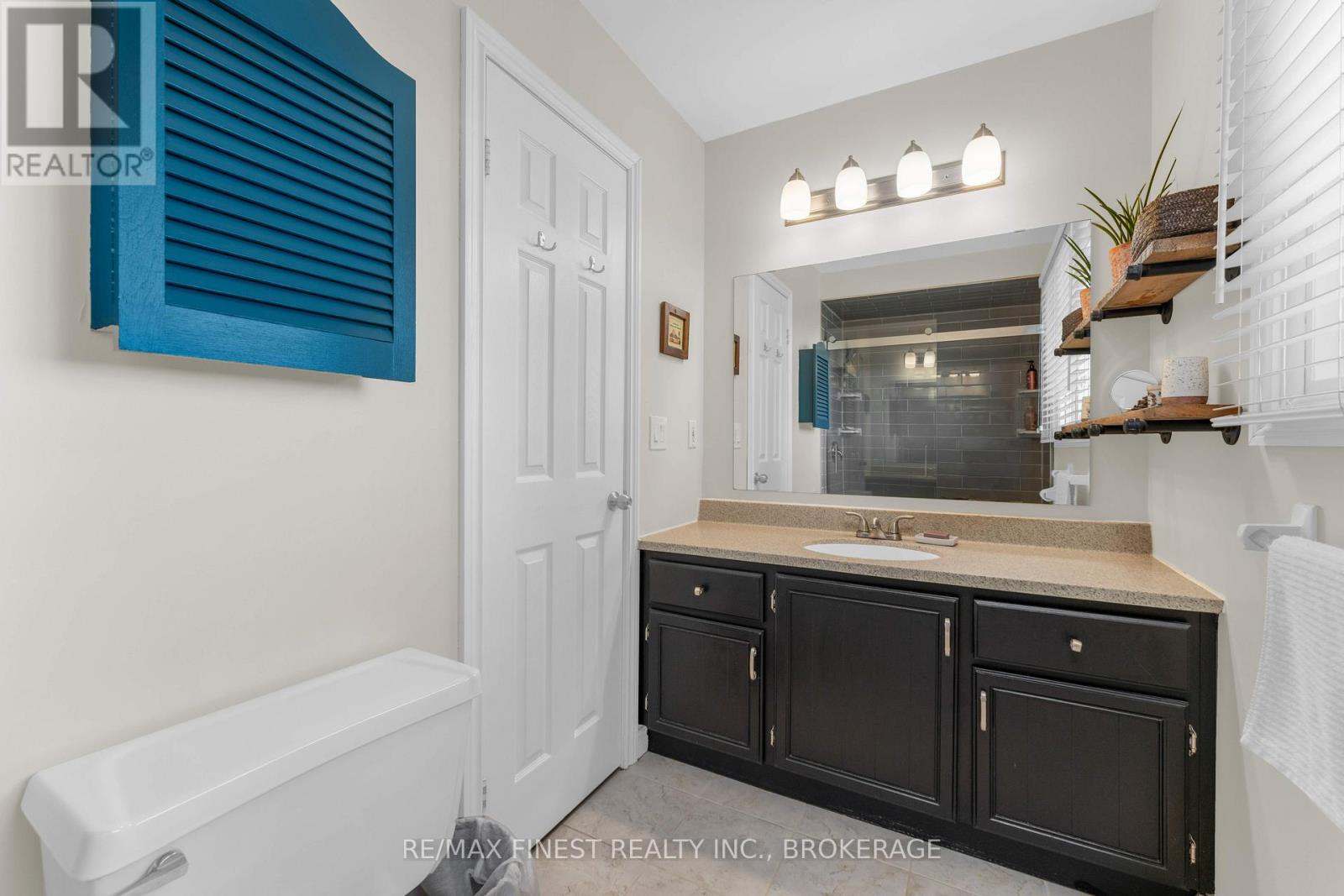 99 BEVERLY STREET - Image 33