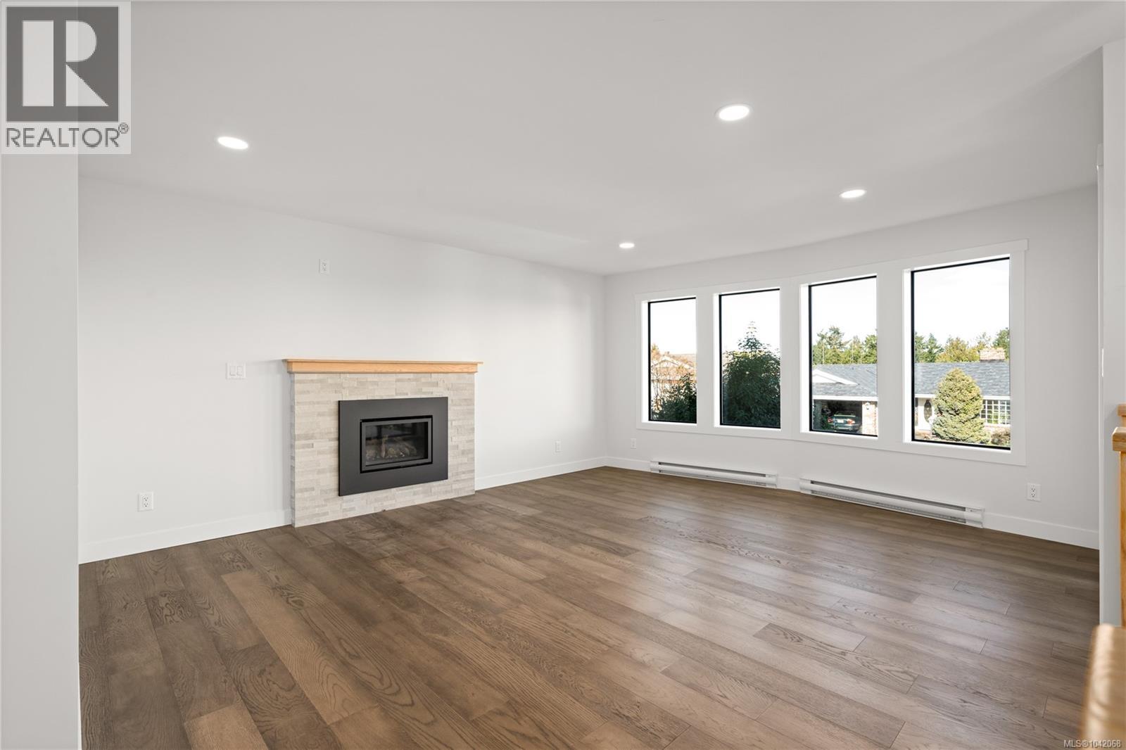 819 Athena Pl - 13