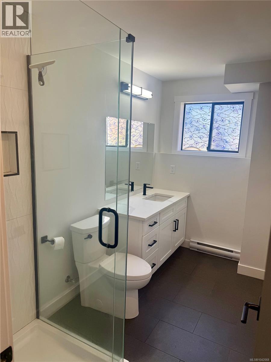 819 Athena Pl - 33