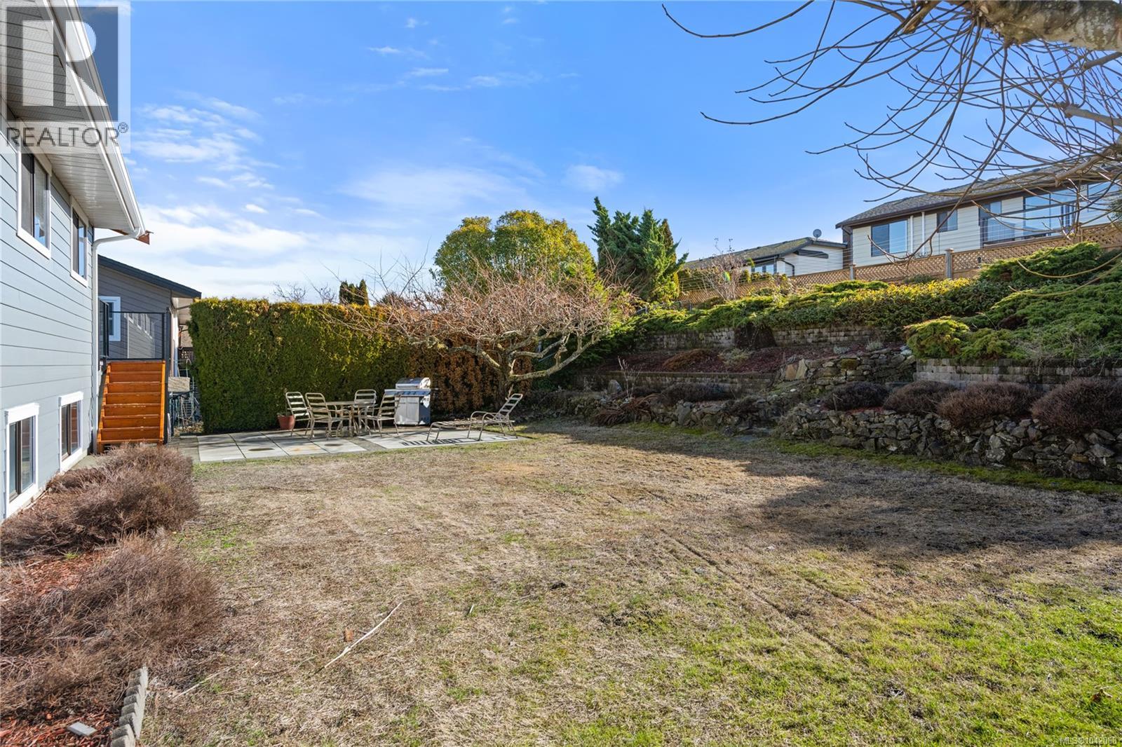 819 Athena Pl - 34