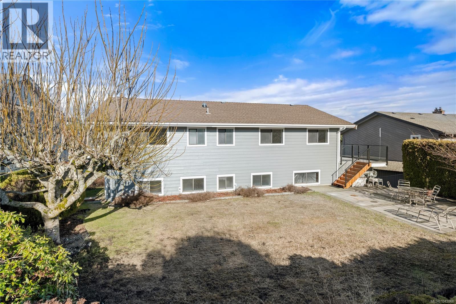 819 Athena Pl - 37