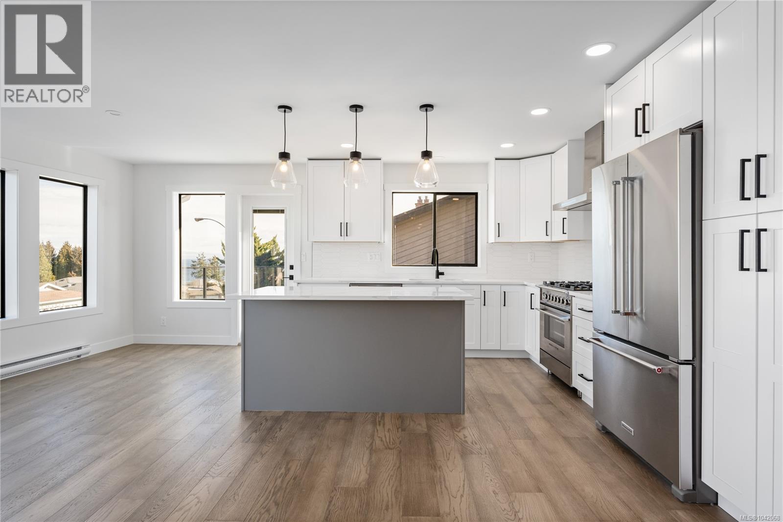 819 Athena Pl - 7