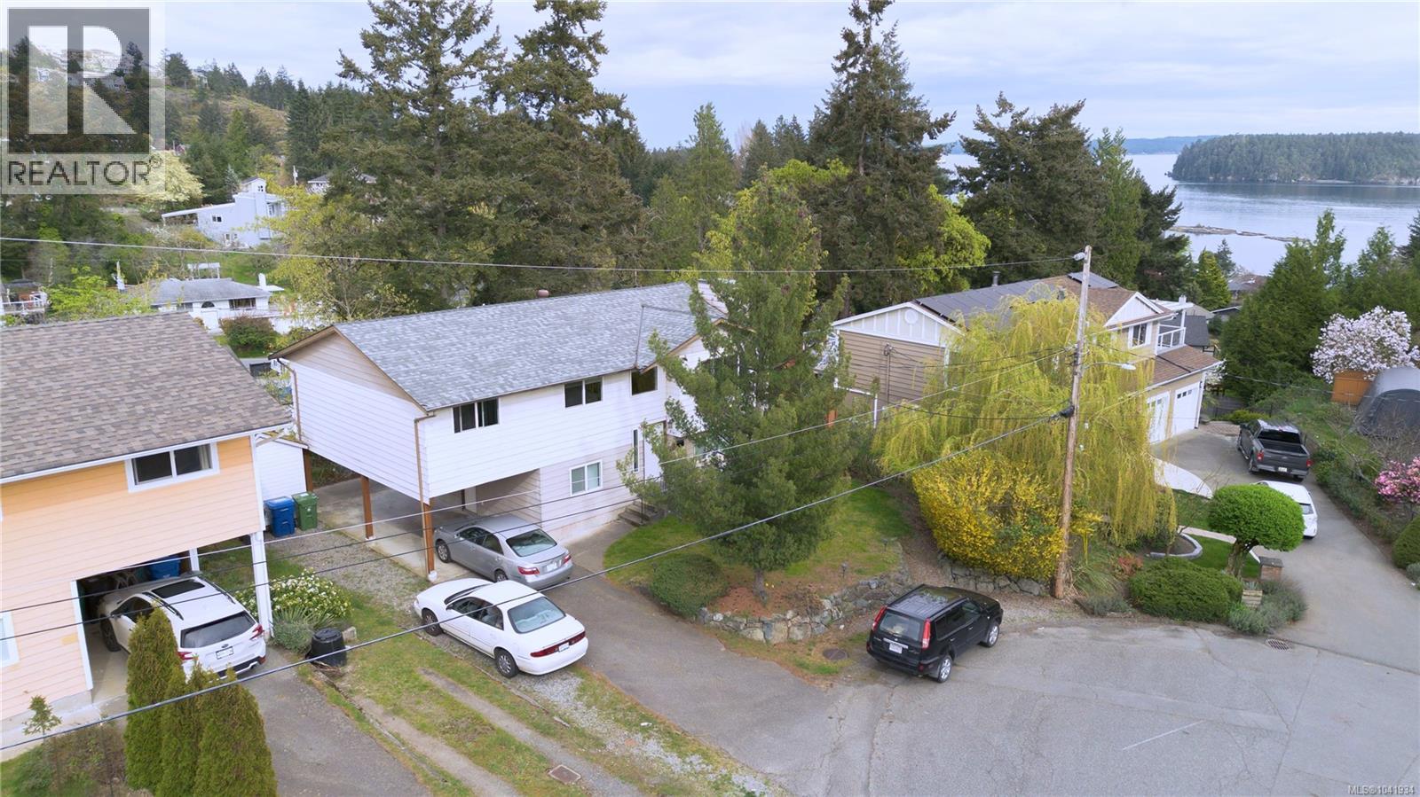 3161 Marion Way - 1