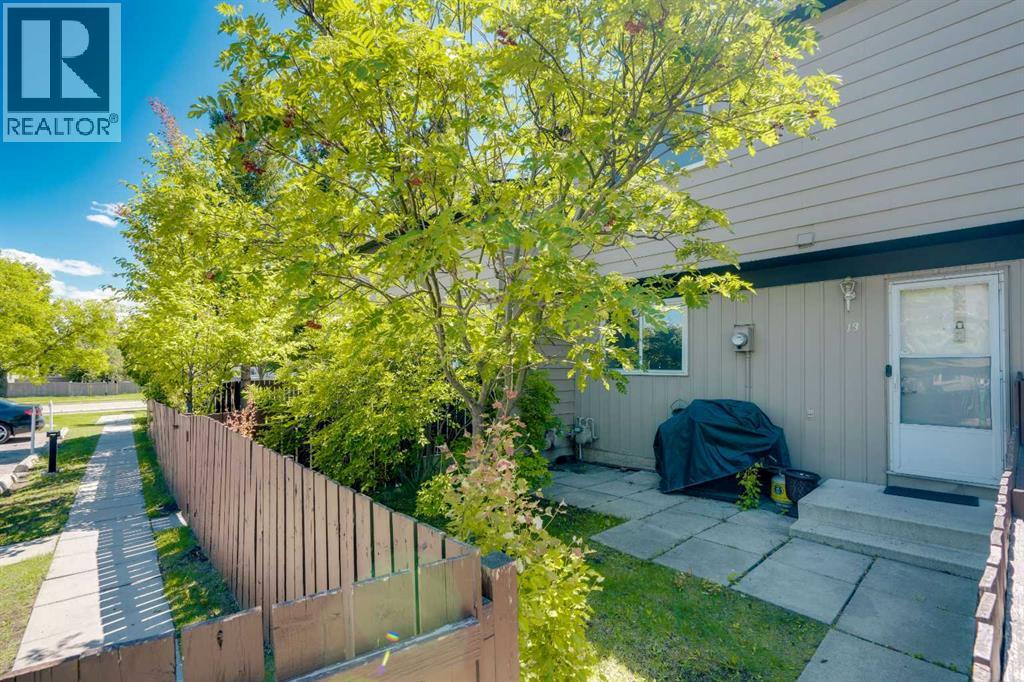 #13 7205 4 Street NE - 25