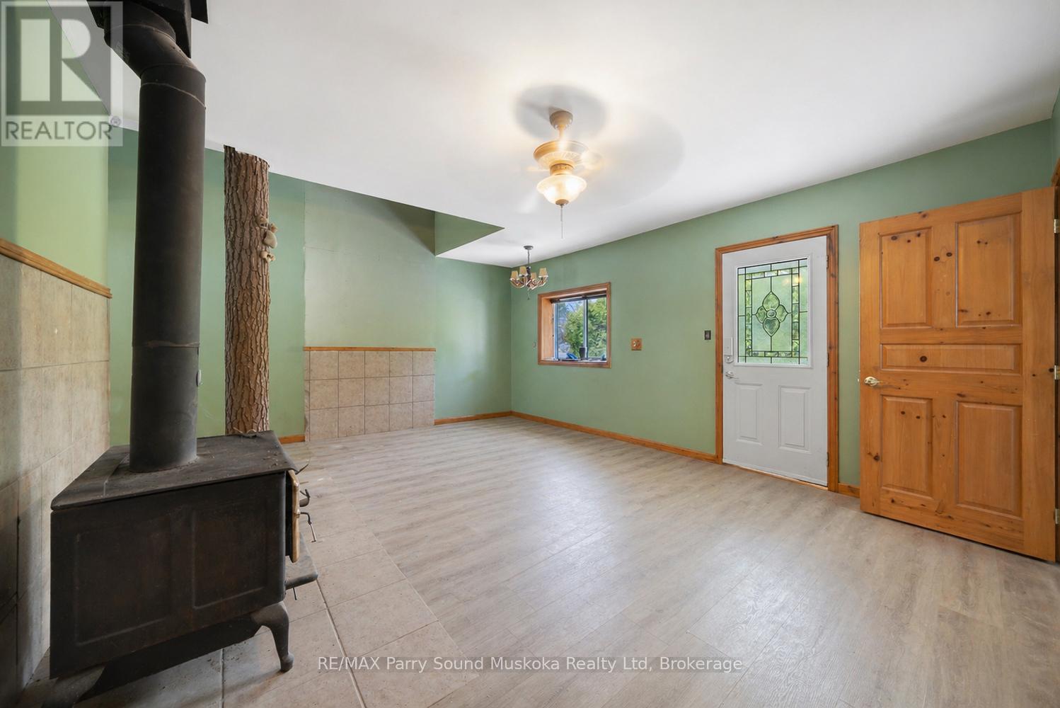 92 BLUE LAKE ROAD - 13