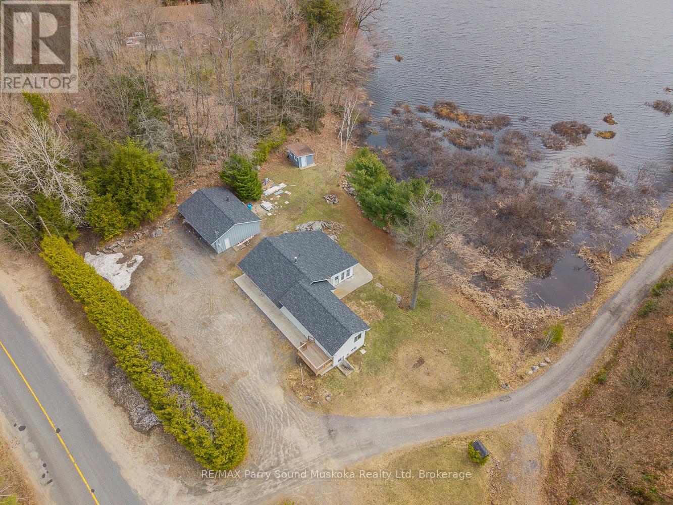 92 BLUE LAKE ROAD - 5