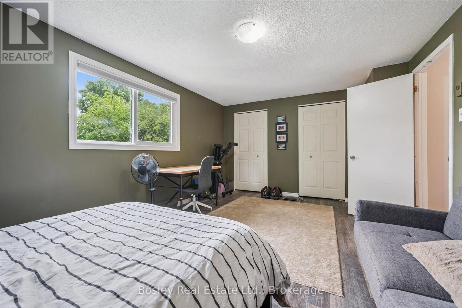 55 KOCH DRIVE - 22