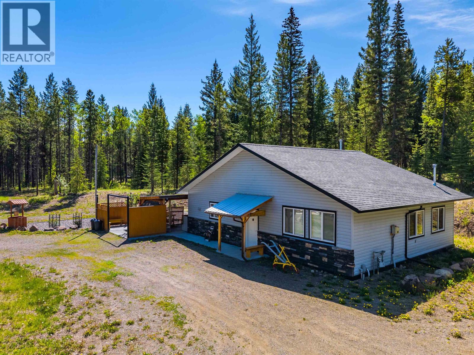 6154 MARLBOROUGH ROAD - 2
