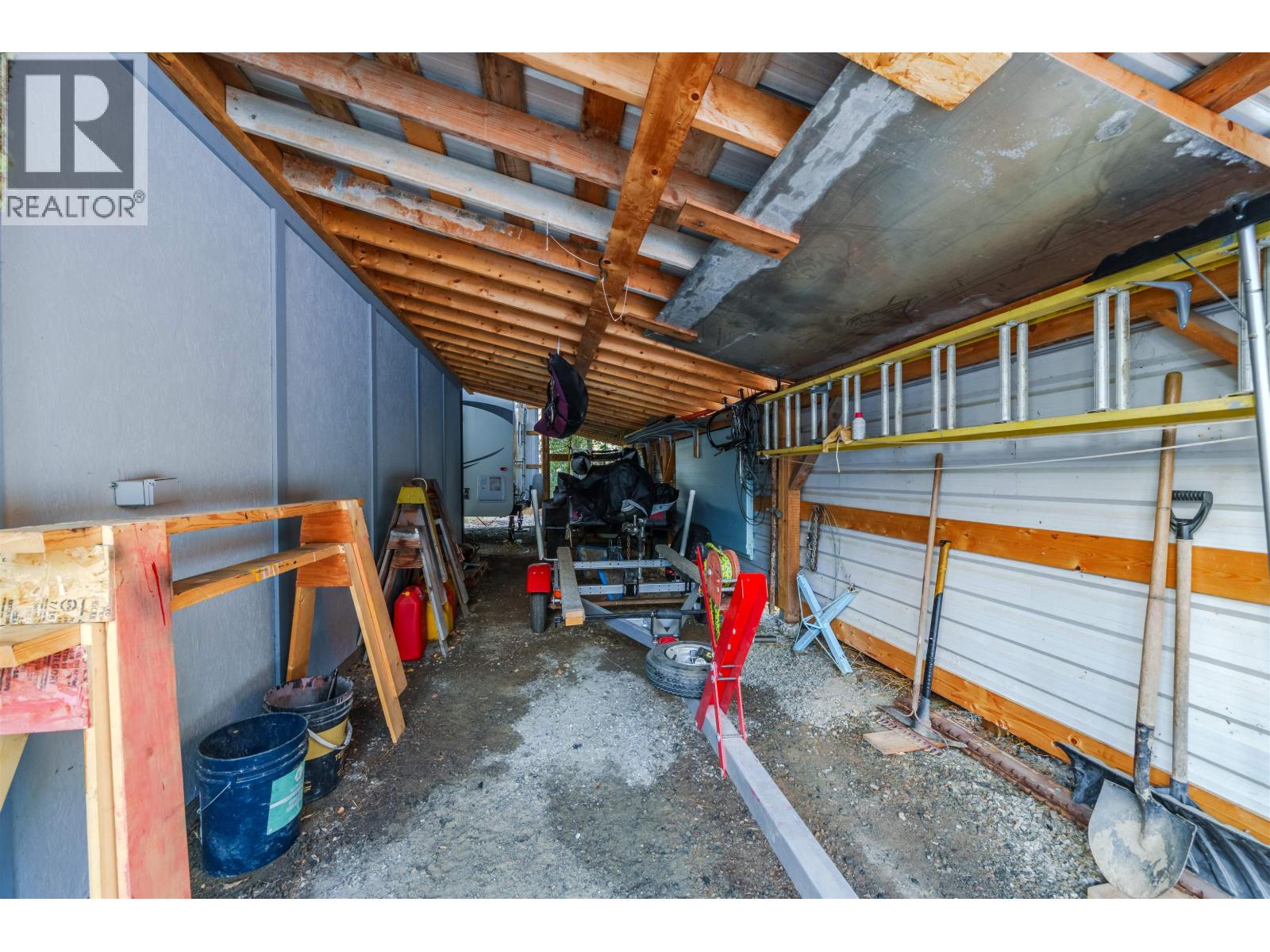 6154 MARLBOROUGH ROAD - 32