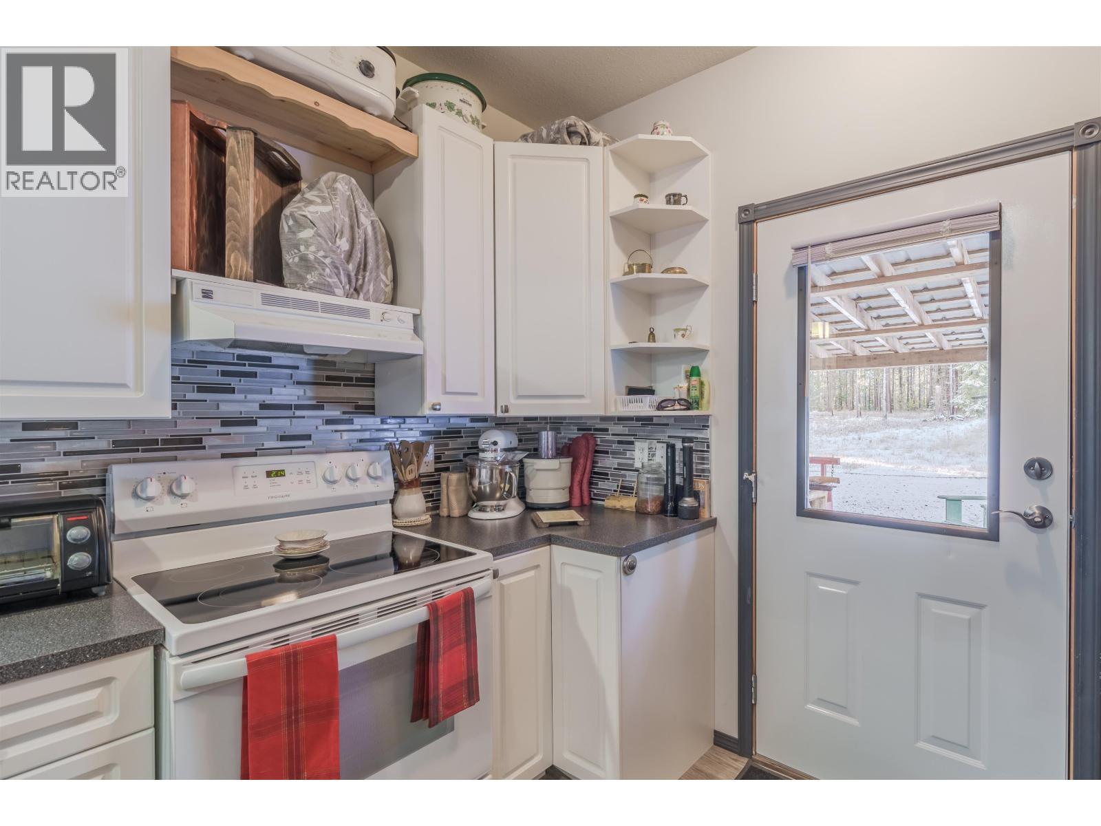 6154 MARLBOROUGH ROAD - 9