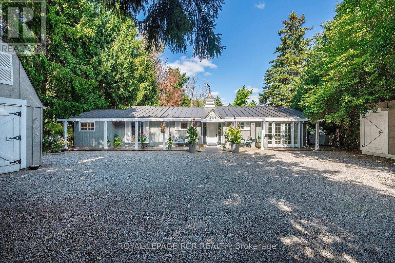 114 KENNEDY ROAD - 1
