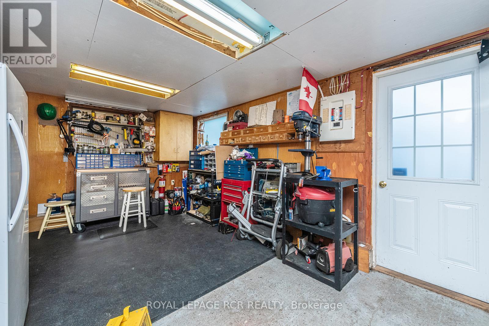 114 KENNEDY ROAD - 26