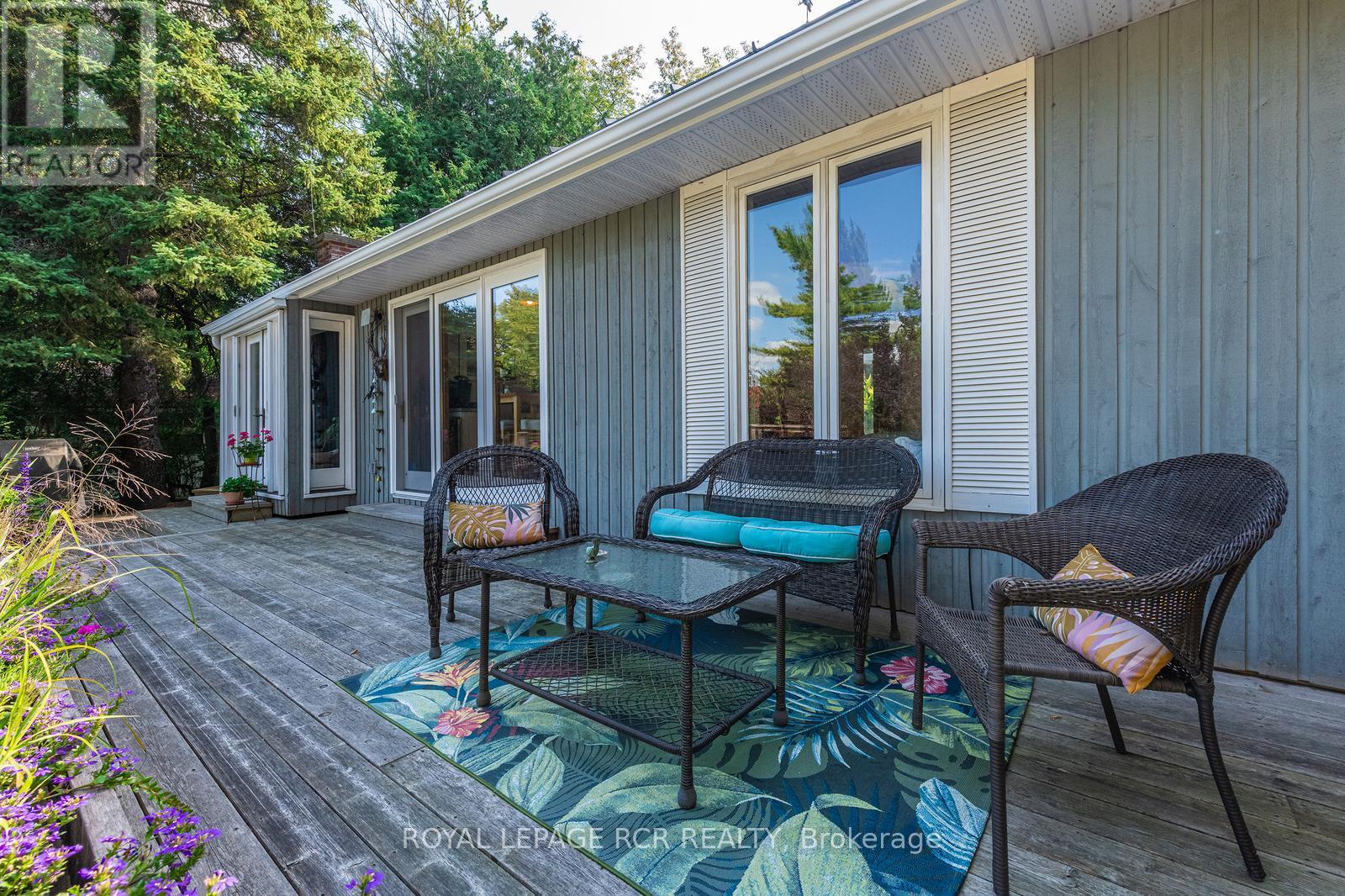 114 KENNEDY ROAD - 31