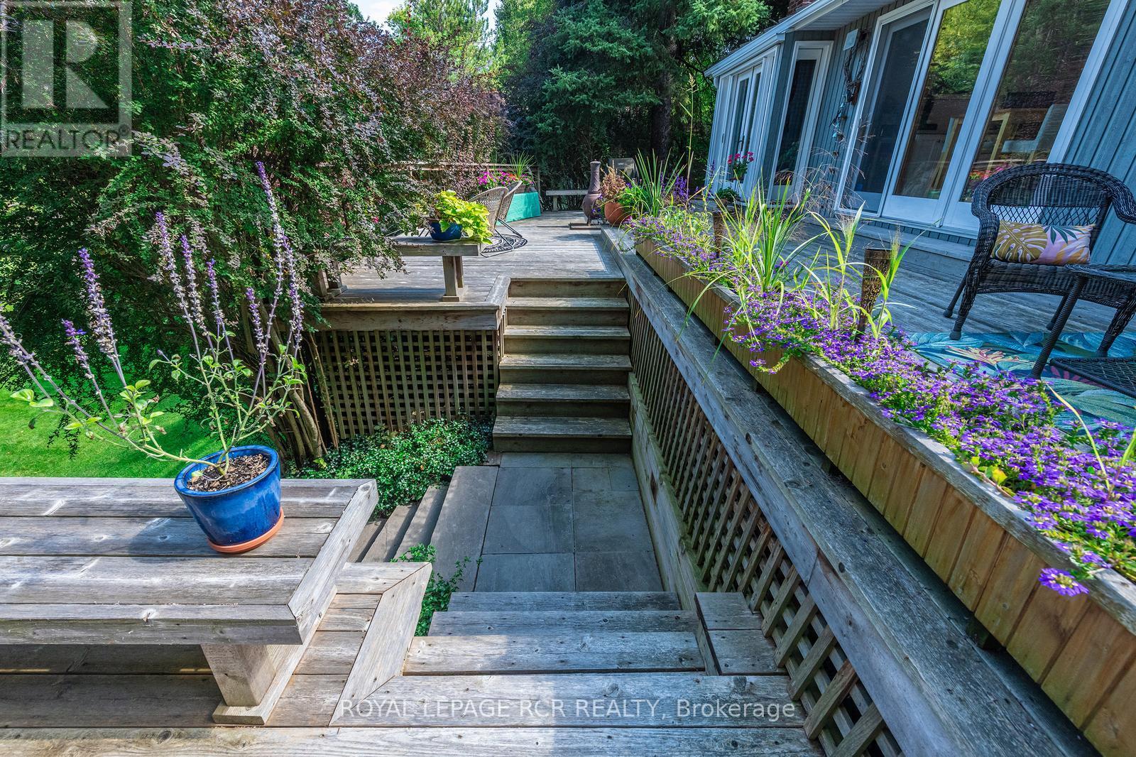 114 KENNEDY ROAD - 34