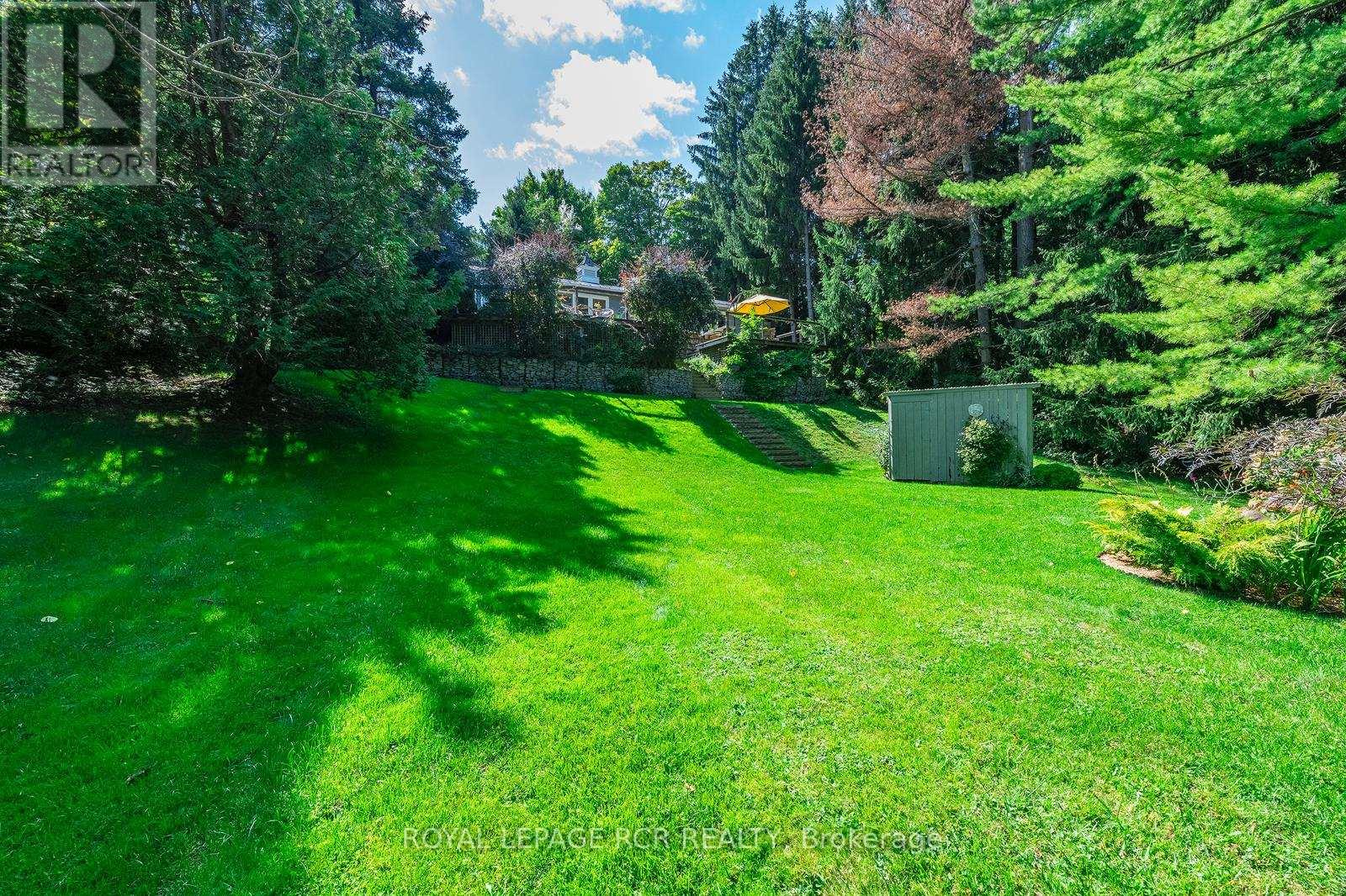 114 KENNEDY ROAD - 39