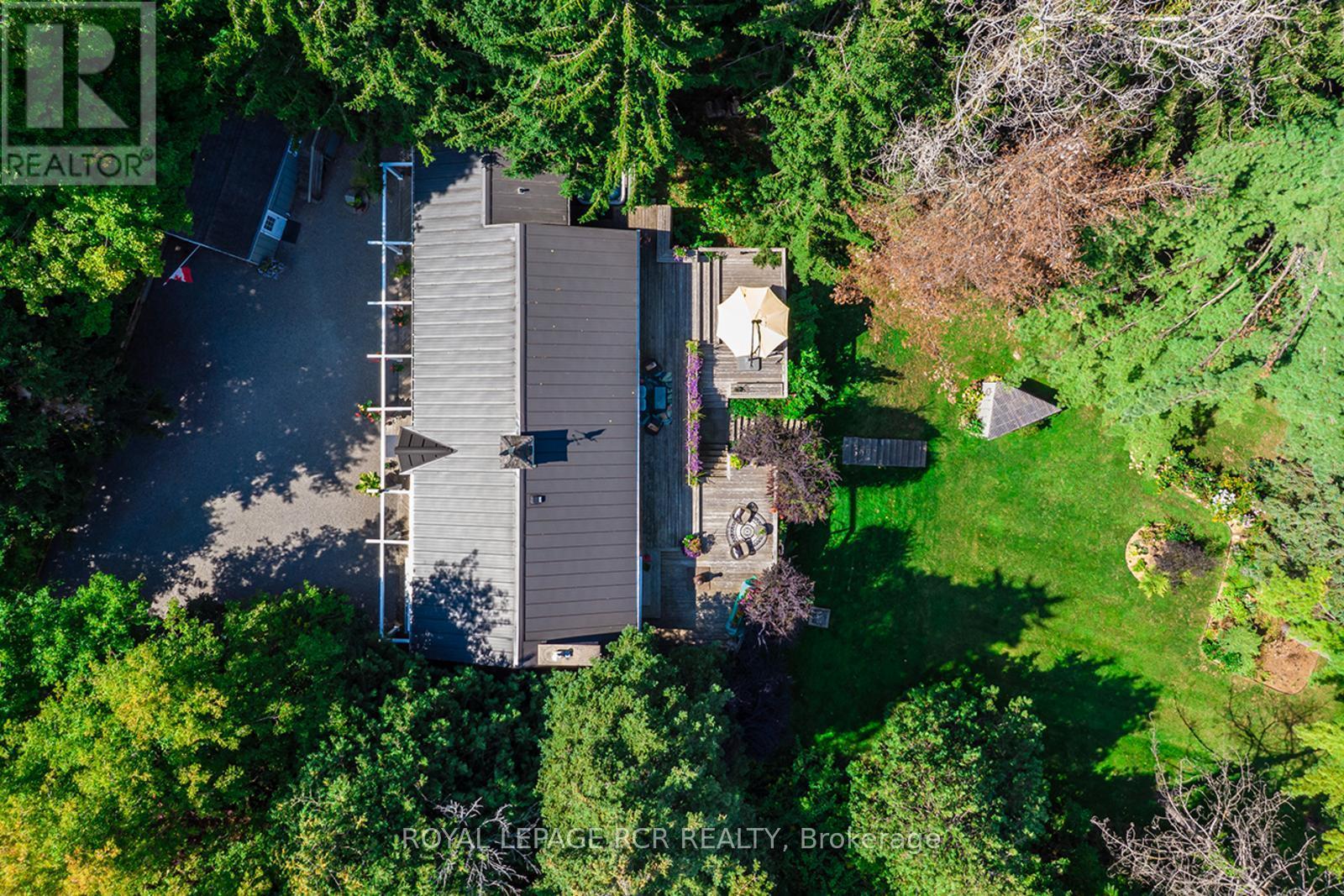 114 KENNEDY ROAD - 4