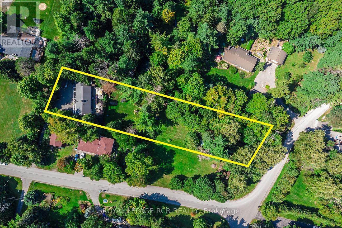 114 KENNEDY ROAD - 46