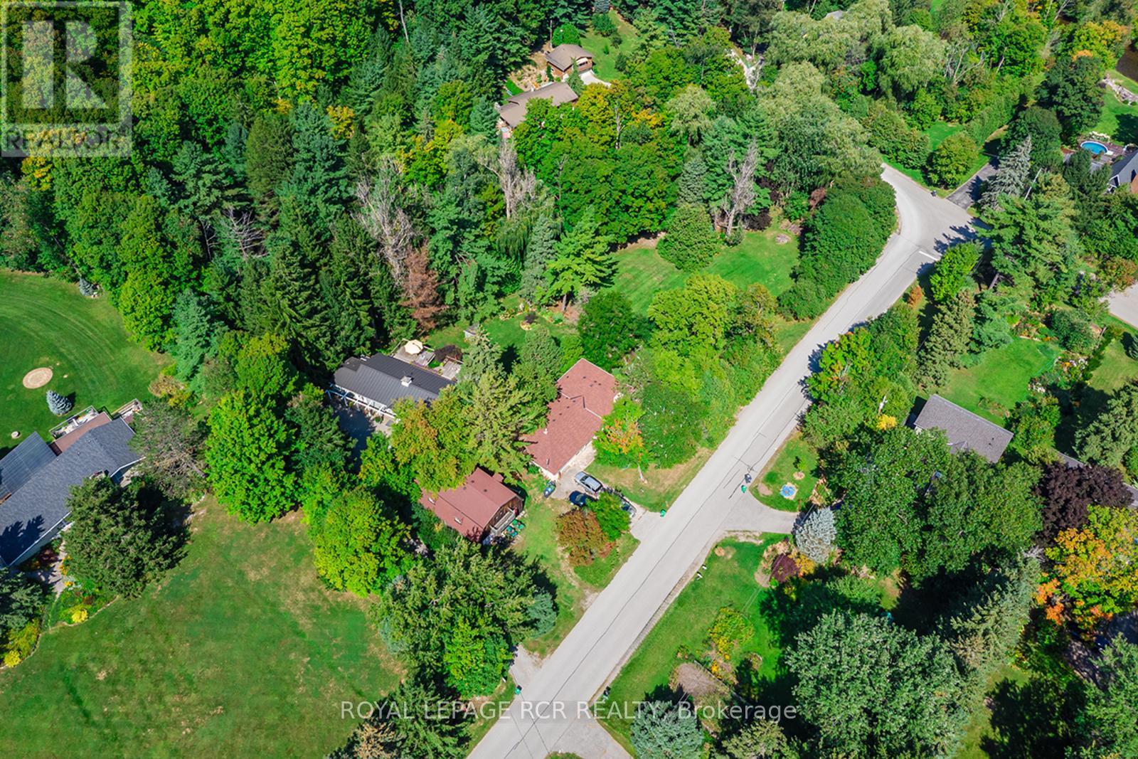 114 KENNEDY ROAD - 49