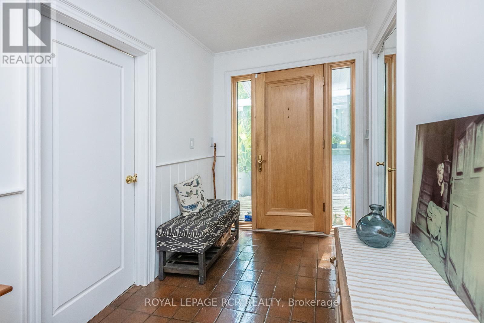 114 KENNEDY ROAD - 6