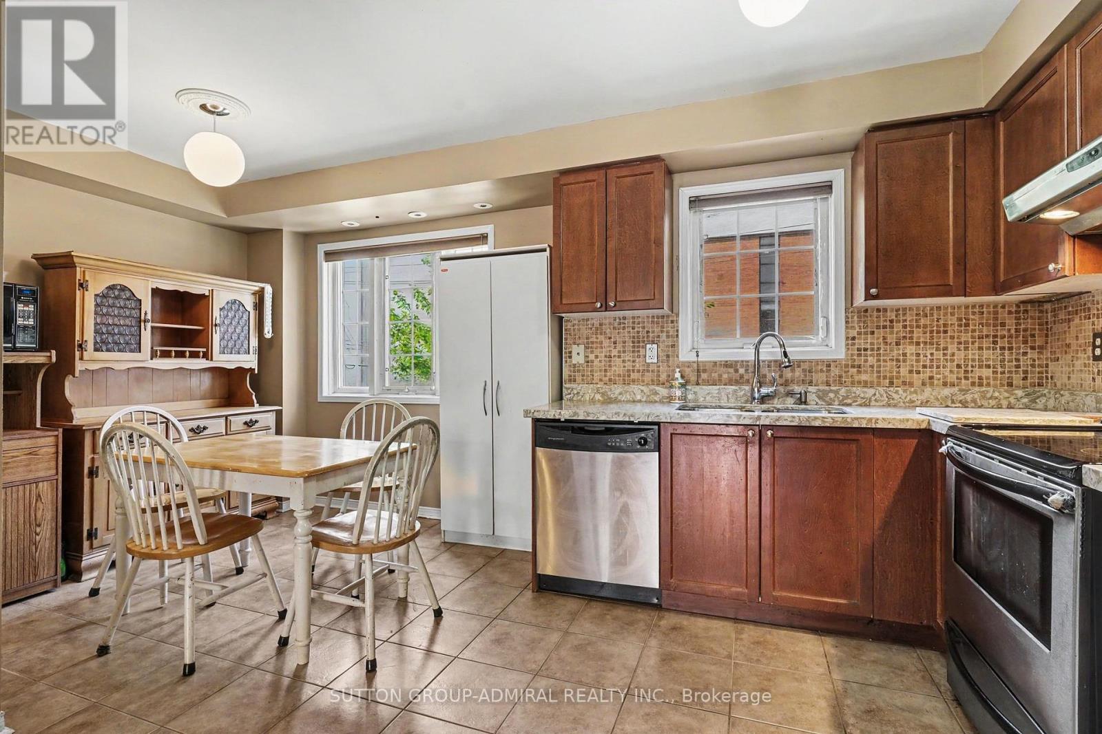 #45 2205 WESTON ROAD - 13