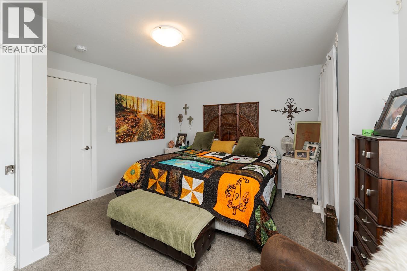 #704 6798 WESTGATE AVENUE - 17