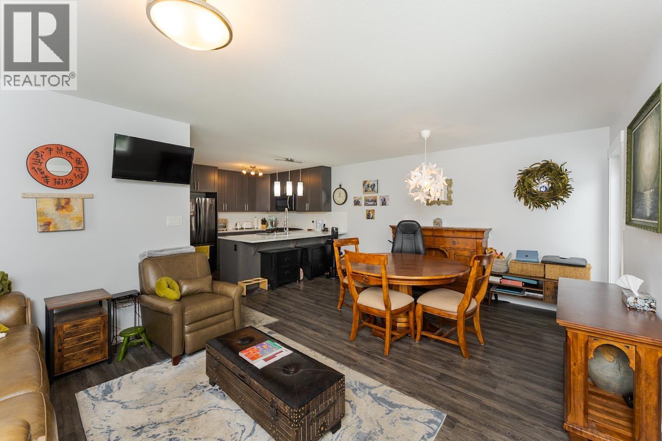 #704 6798 WESTGATE AVENUE - 7