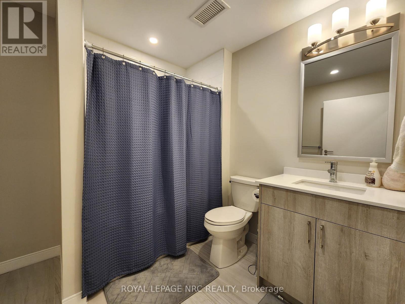 #204 118 WEST STREET - 21
