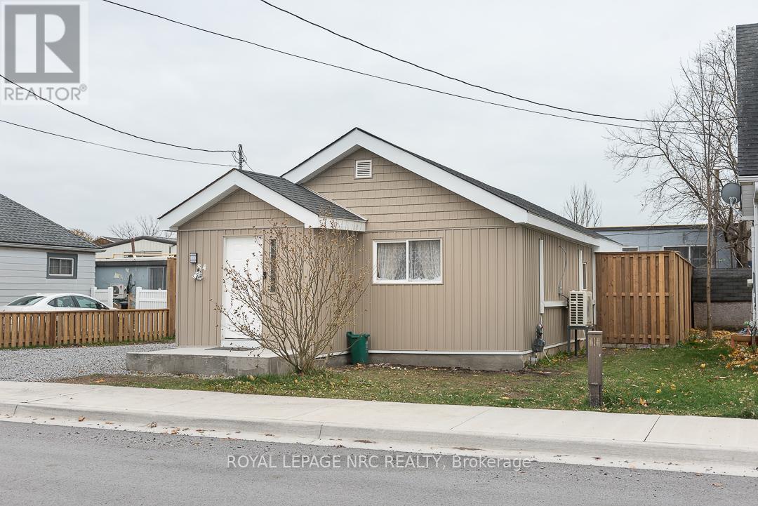 84 IDYLEWYLDE PLACE - 1