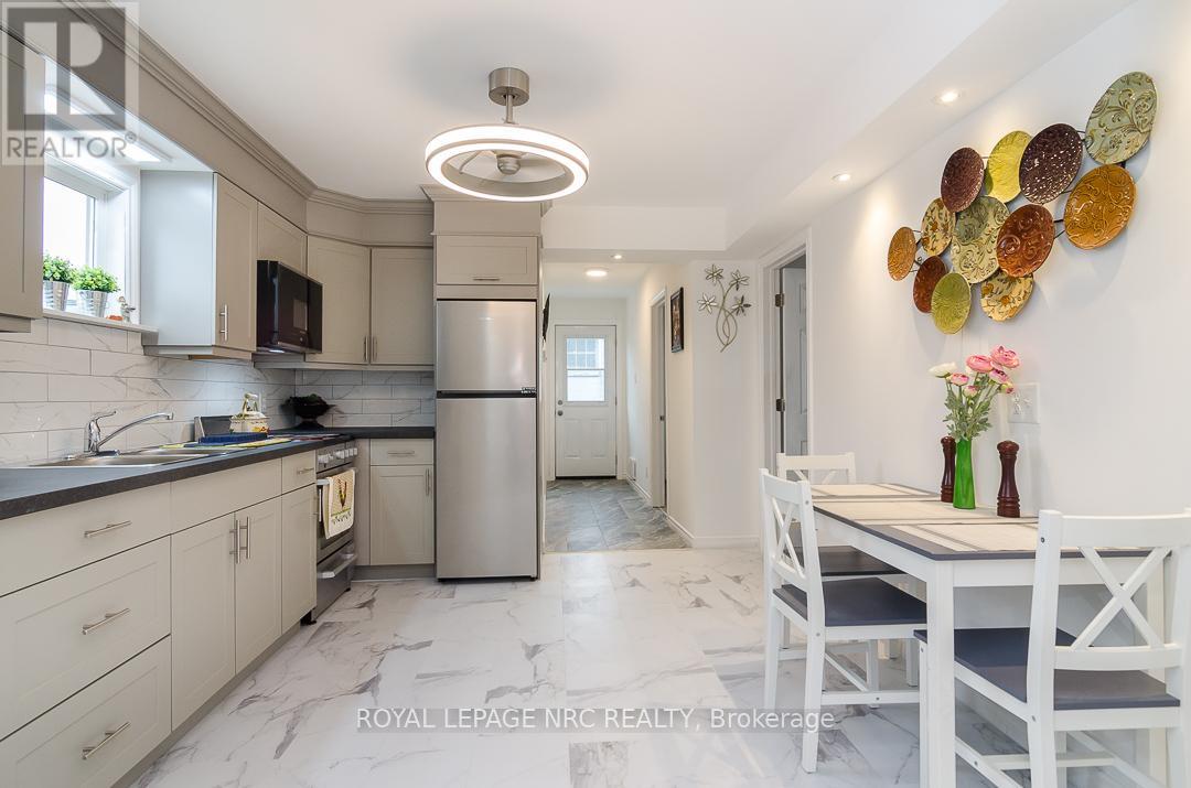 84 IDYLEWYLDE PLACE - 12