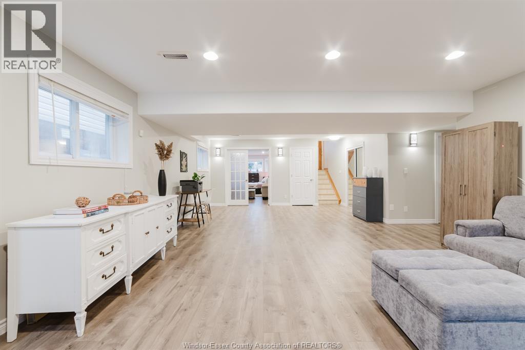4821 JULIET CRESCENT - 24