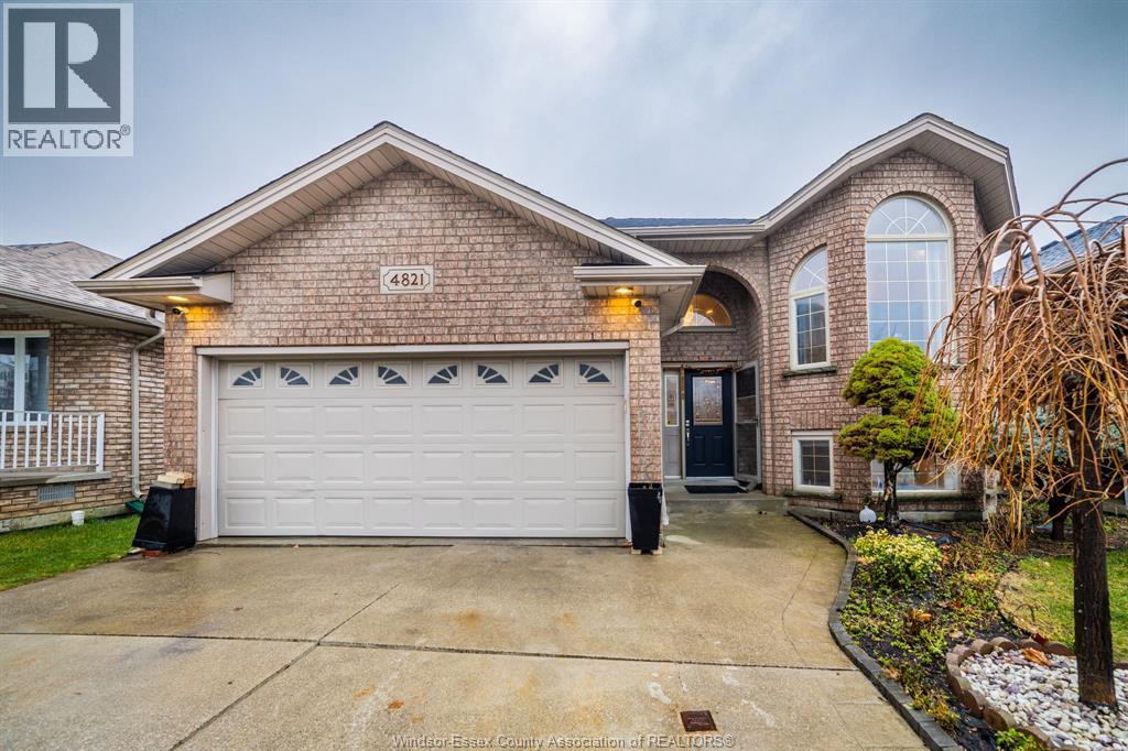 4821 JULIET CRESCENT - 4