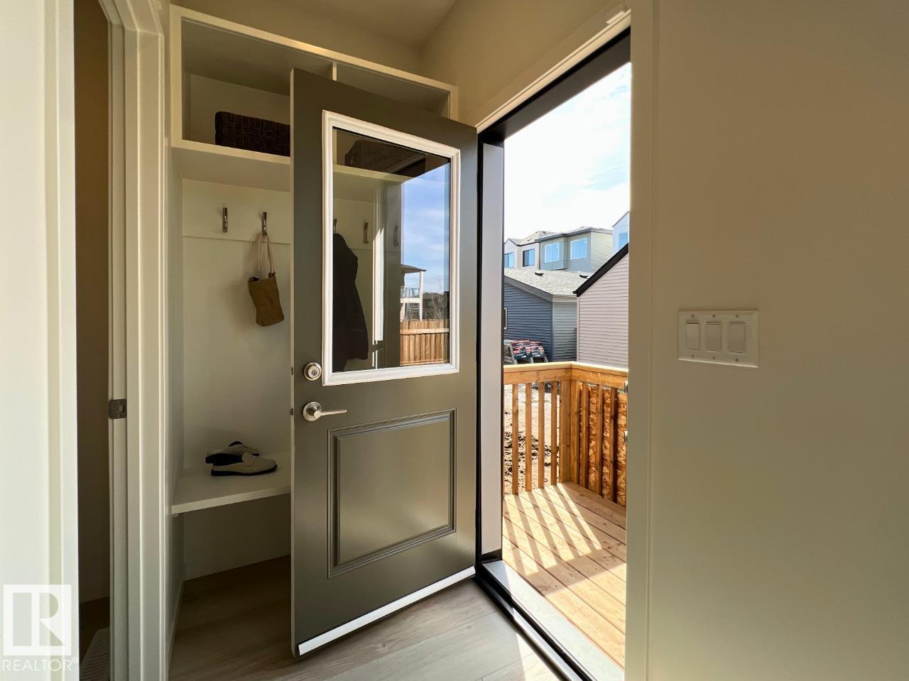 8164 228 ST NW - 10