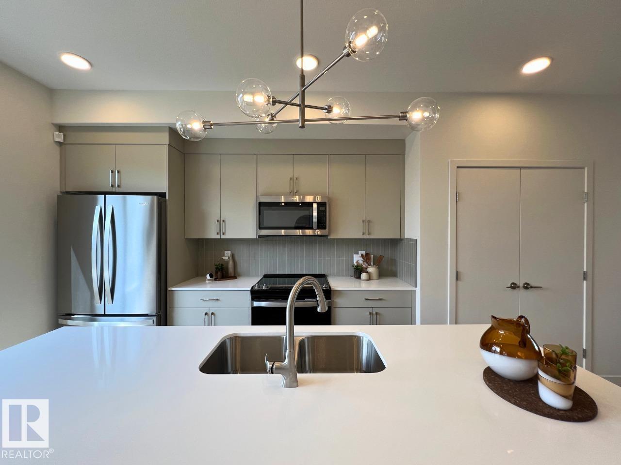 8164 228 ST NW - 6