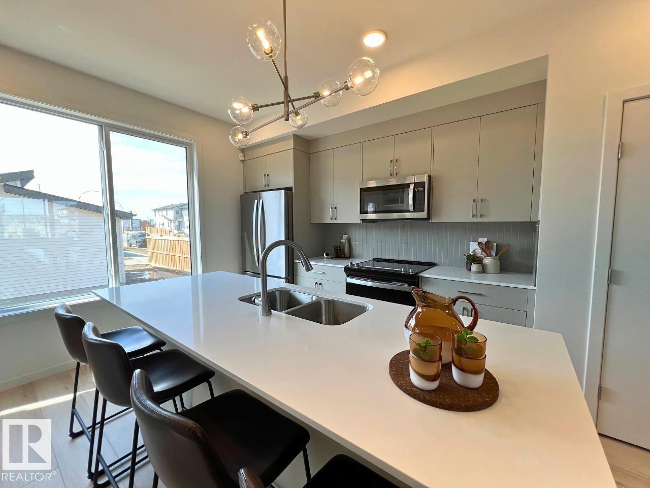 8164 228 ST NW - 5