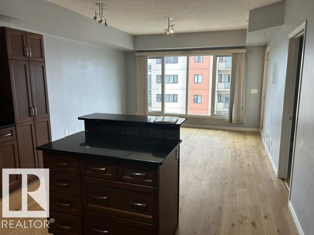 #710 10303 111 ST NW - 11