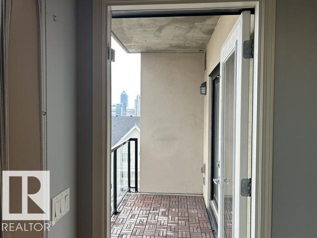 #710 10303 111 ST NW - 25
