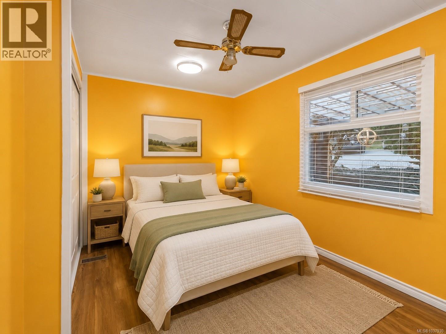 #4 5838 Blythwood Rd - 28
