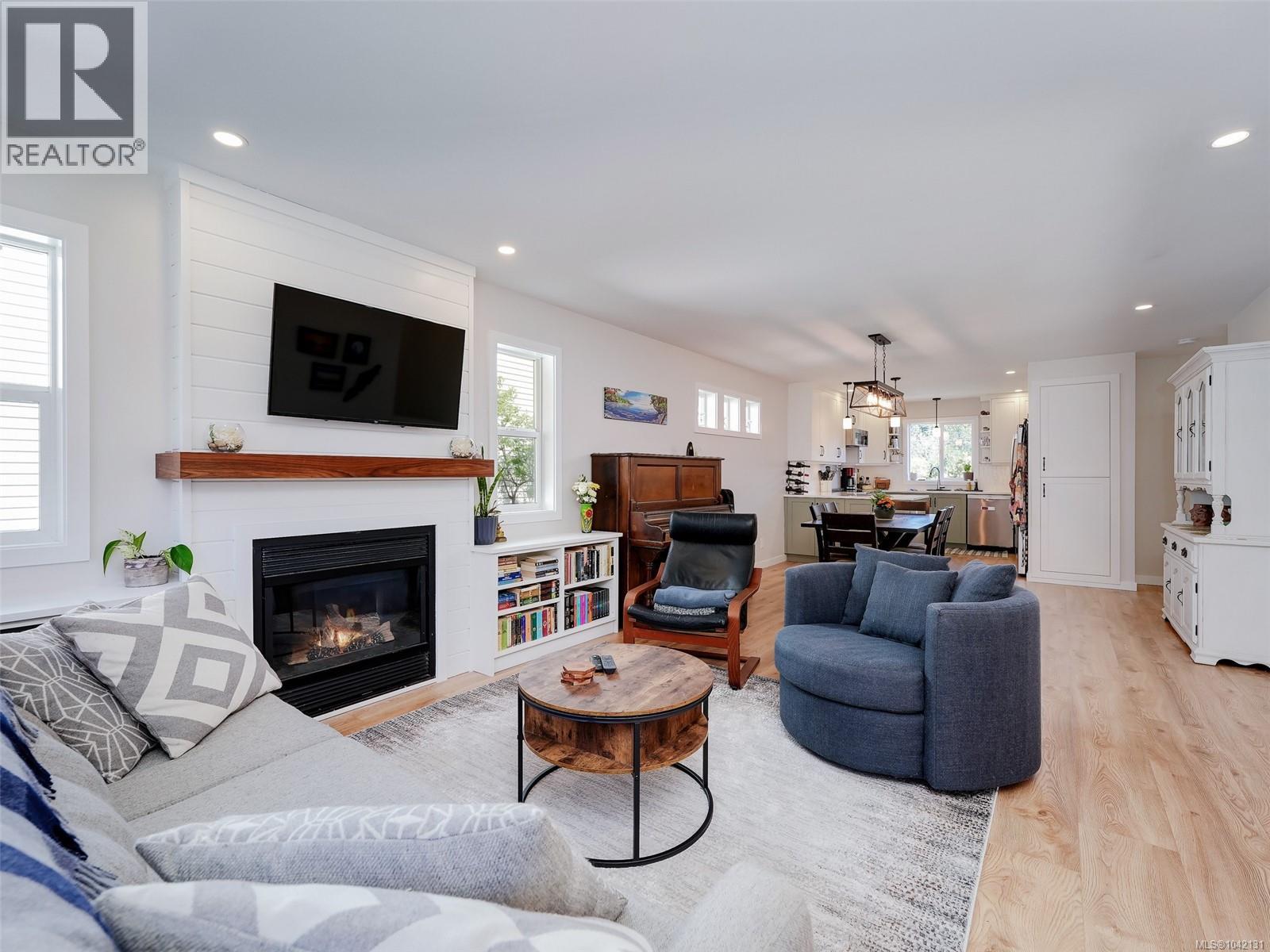 515 Selwyn Falls Dr - 5