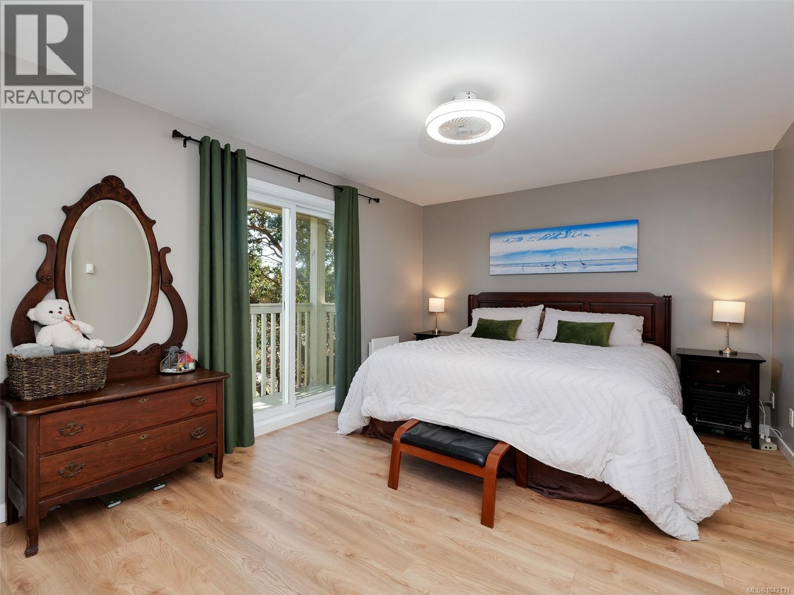 515 Selwyn Falls Dr - 9