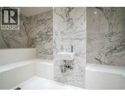 503 888 Government St, Victoria, BC V8W0G5 Photo 19
