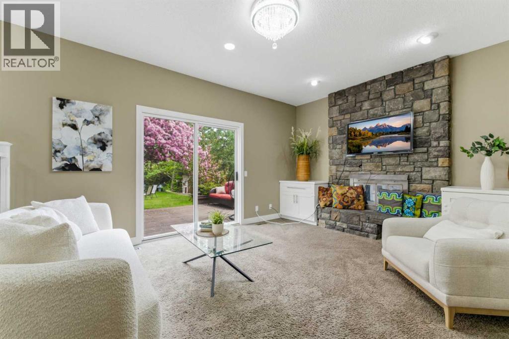 36 Varsity Estates Court NW - 18