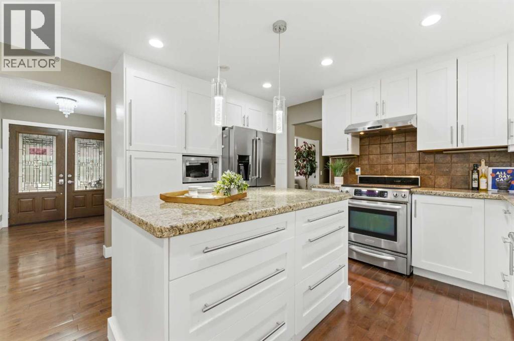 36 Varsity Estates Court NW - 13