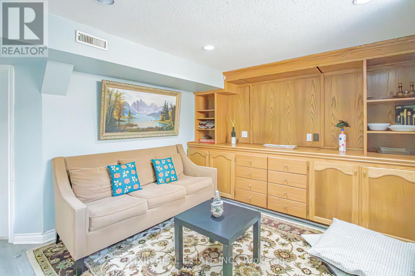 360 HALE STREET - 19