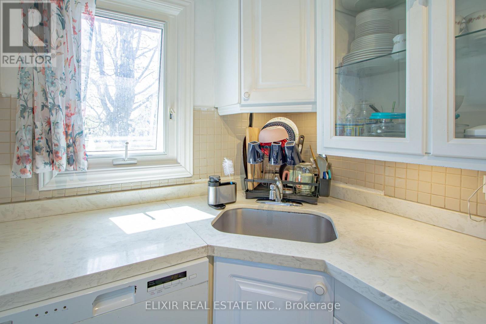 360 HALE STREET - 9