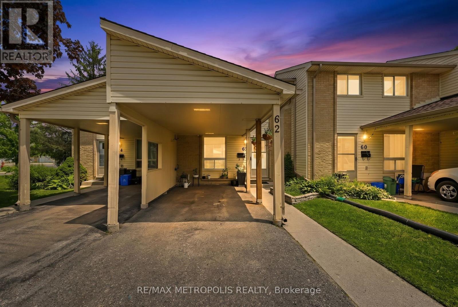 #62 801 OSGOODE DRIVE - 2